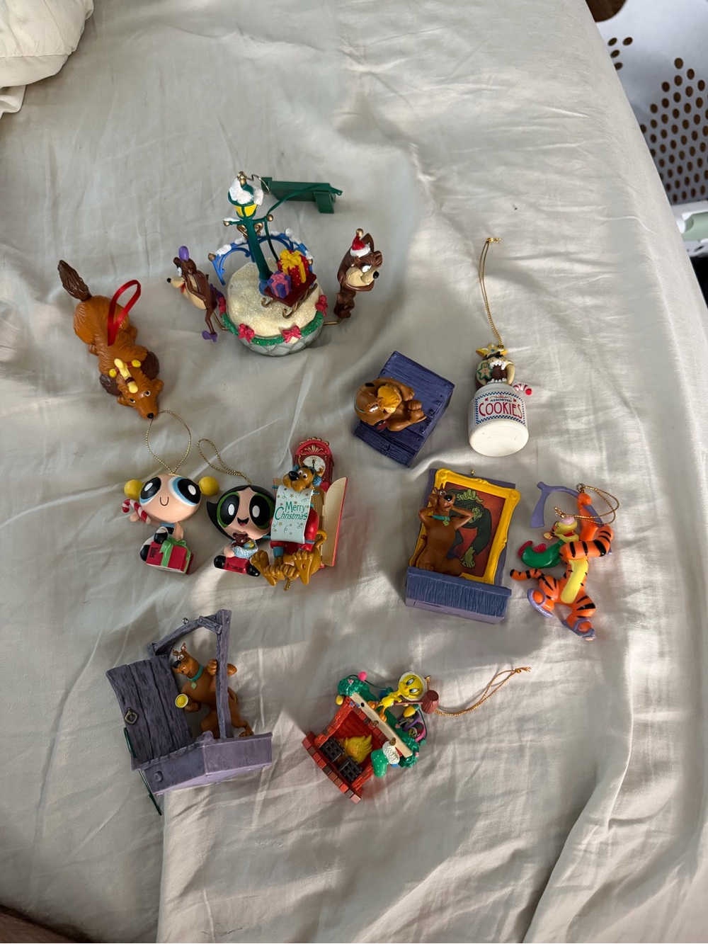 Bundle Christmas Ornaments Vintage Lot Scooby Doo Powerpuff Girls Looney Tunes
